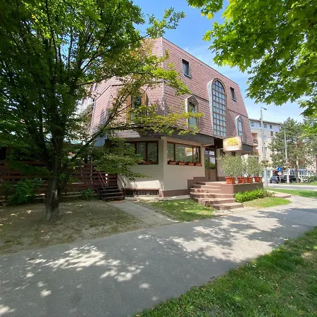 Bed and breakfast Belvárosi Panzió Siófok