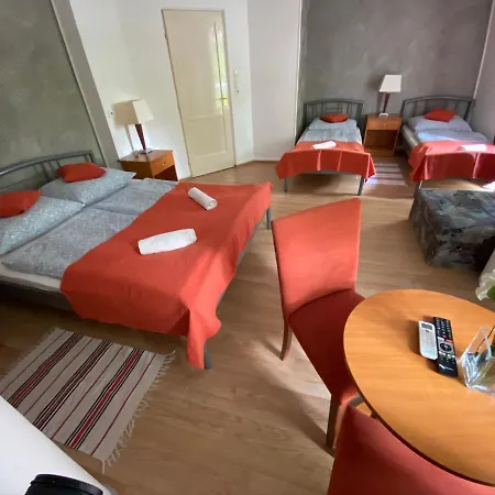 Bed & Breakfast Belvarosi Panzio 3*