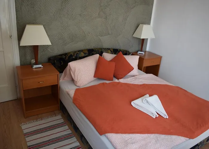 Bed & Breakfast Belvarosi Panzio